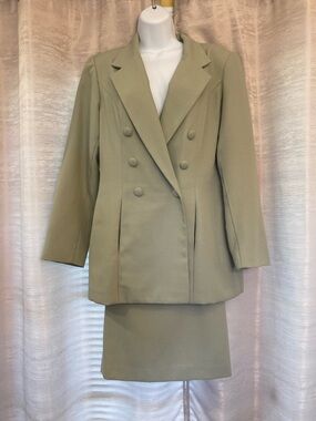 Danny & Nicole Sage Green Double-Breasted Blazer and Skirt Set size 10